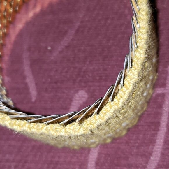 Fashionable Stretchy Goldtone Belt - Picture 7 of 7